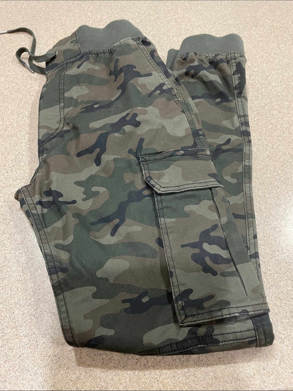 Divided Women’s Skinny Camo Cargo Jeans - Green/Black/Brown Size XS